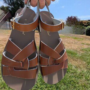Saltwater Sandals Size US 8